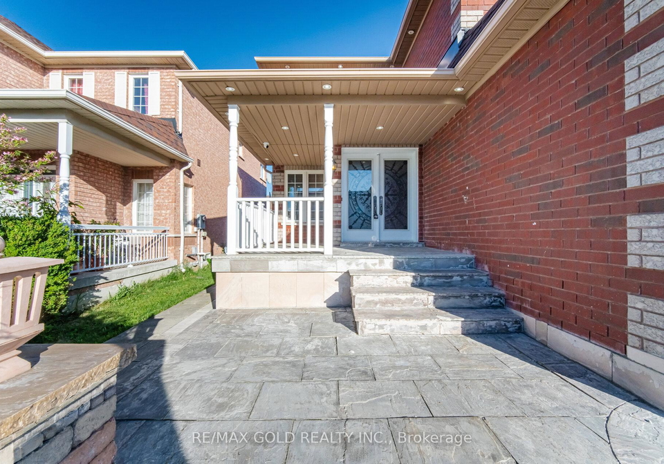 24-whitehouse-crescent-brampton-ontario-w13441452