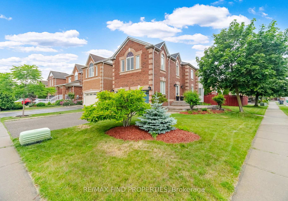 2-summerdale-crescent-brampton-ontario-w13441556