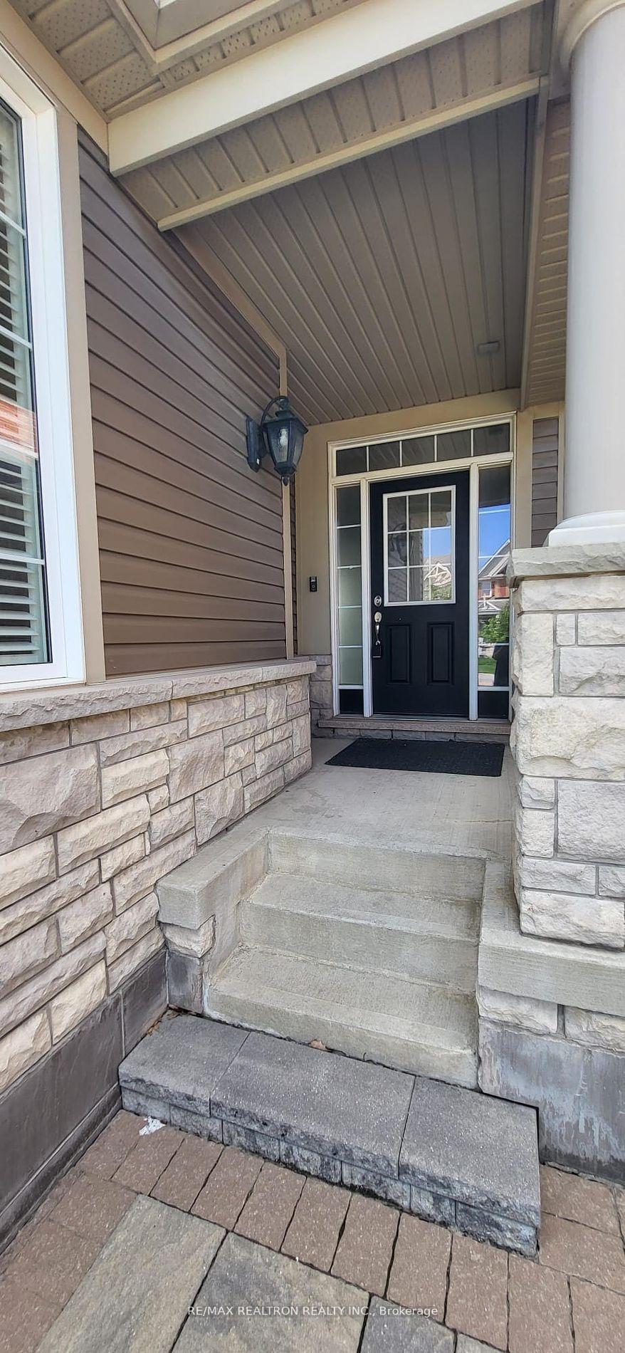 207-dymott-avenue-milton-ontario-w13441722