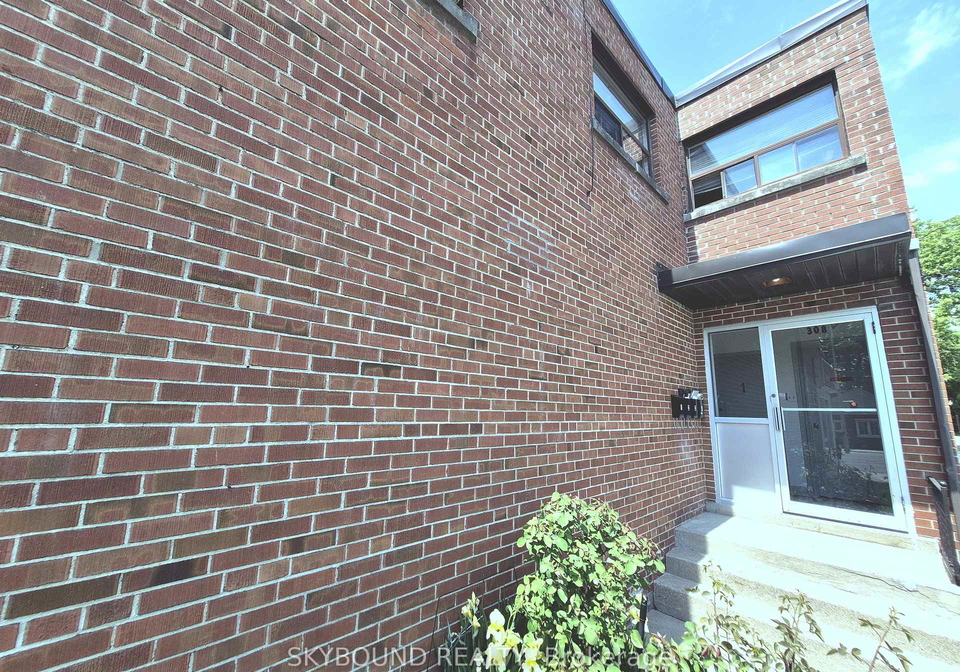 308-lakeshore-road-w-mississauga-ontario-w13441766