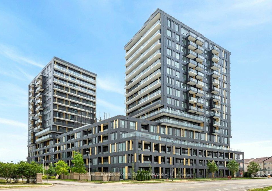 4878-powers-common-burlington-ontario-w13441770