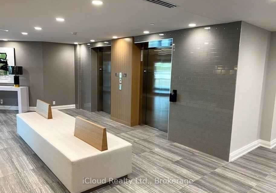 128-grovewood-common-oakville-ontario-w13441816