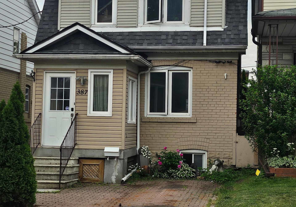 387-hopewell-avenue-north-york-ontario-w13441918