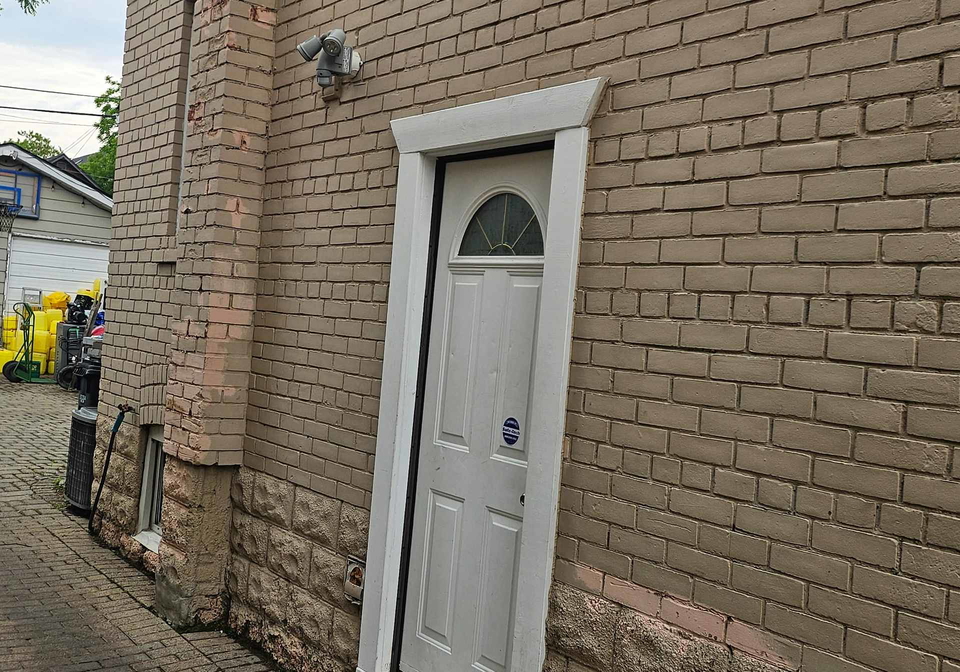 387-hopewell-avenue-north-york-ontario-w13441918