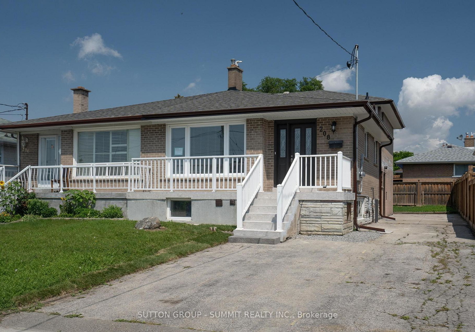 208-giltspur-drive-york-ontario-w13441990