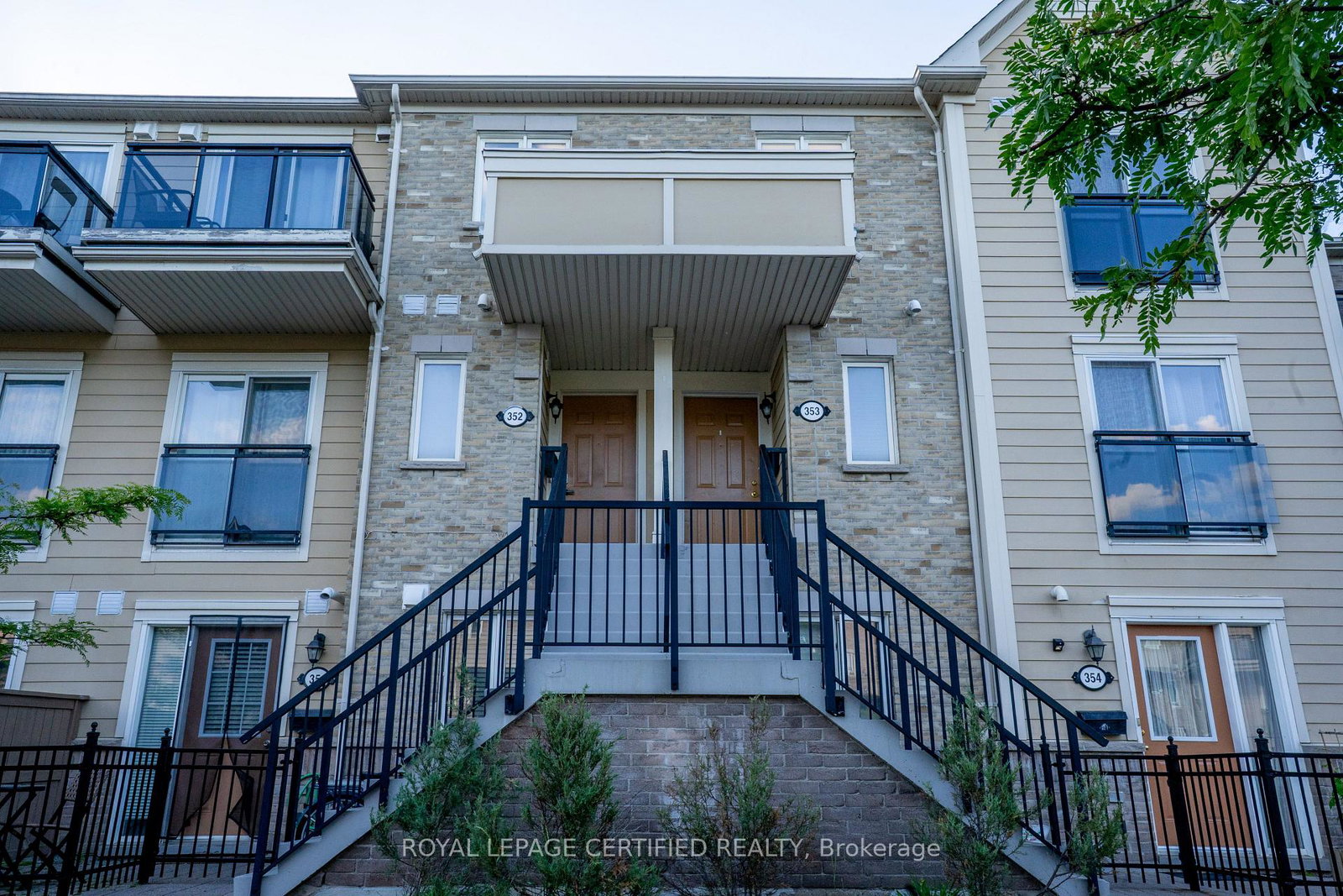 4975-southampton-drive-mississauga-ontario-w13442004