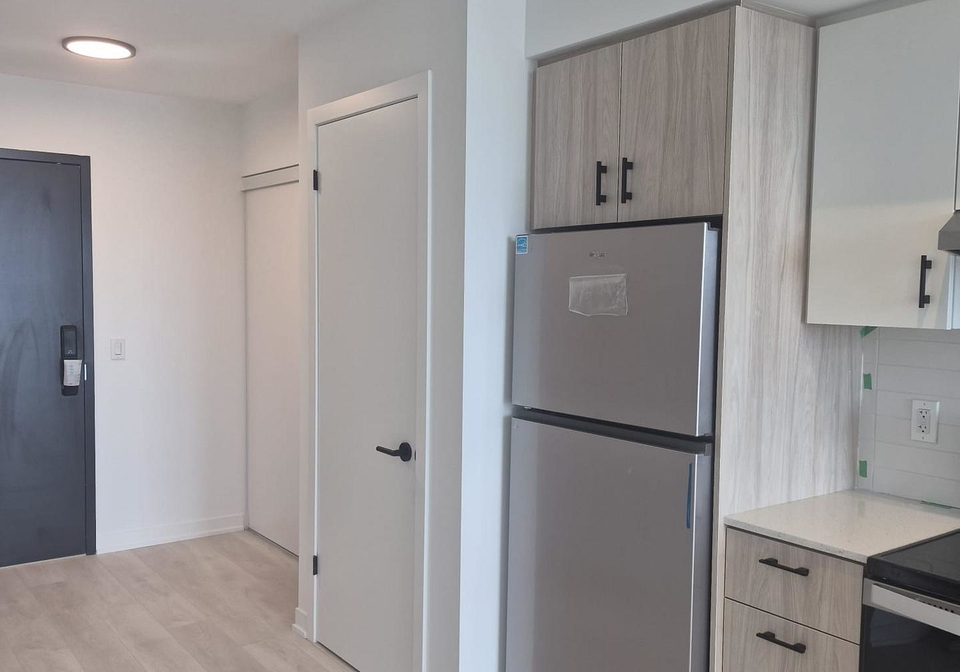 4878-powers-common-burlington-ontario-w13442088