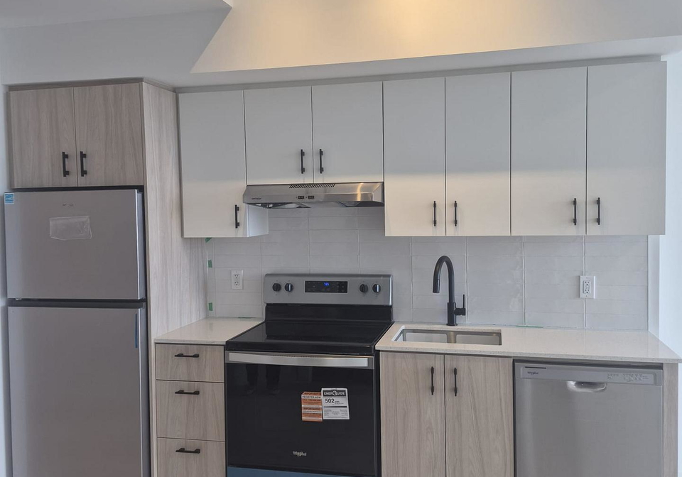 4878-powers-common-burlington-ontario-w13442088