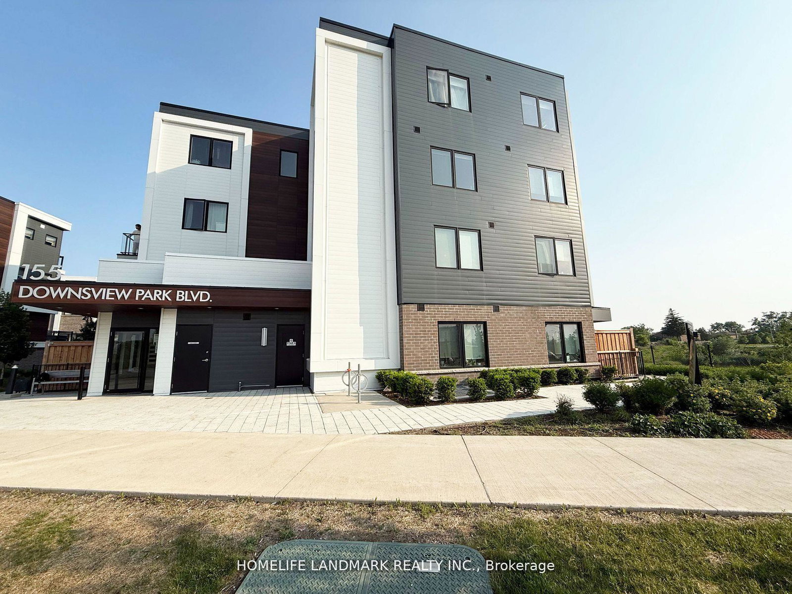 155-downsview-park-boulevard-york-ontario-w13442090