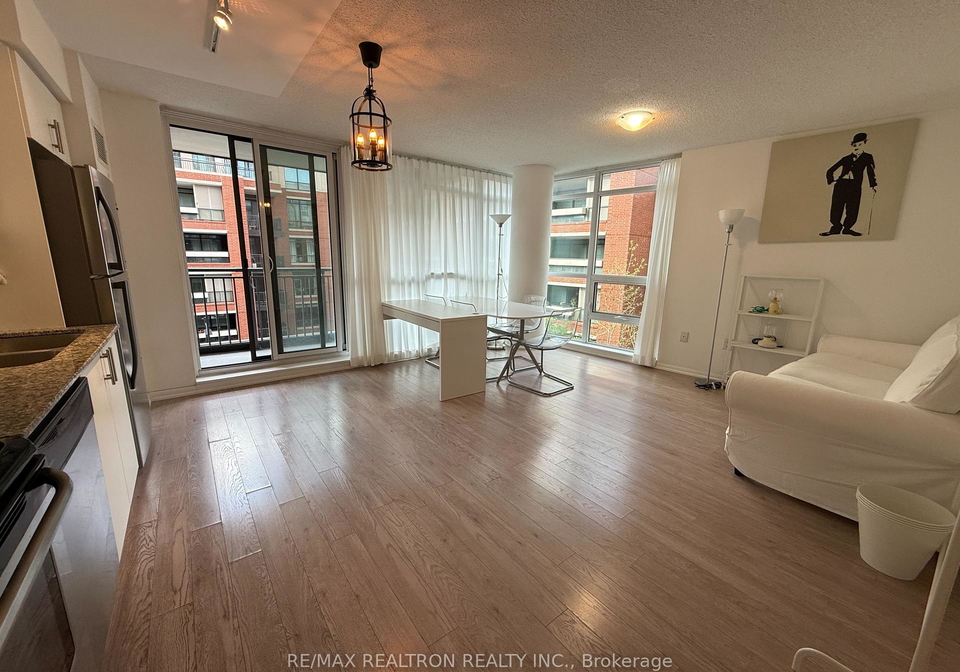 800-lawrence-avenue-w-north-york-ontario-w13442132