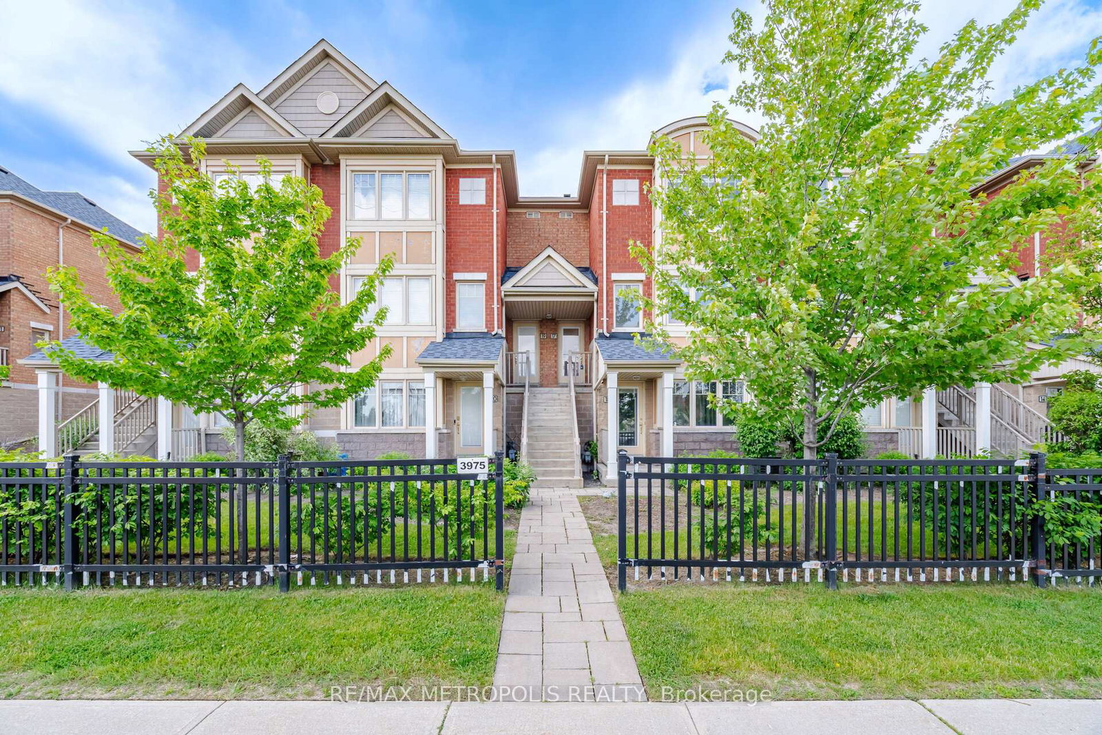 3975-eglinton-avenue-w-mississauga-ontario-w13442136