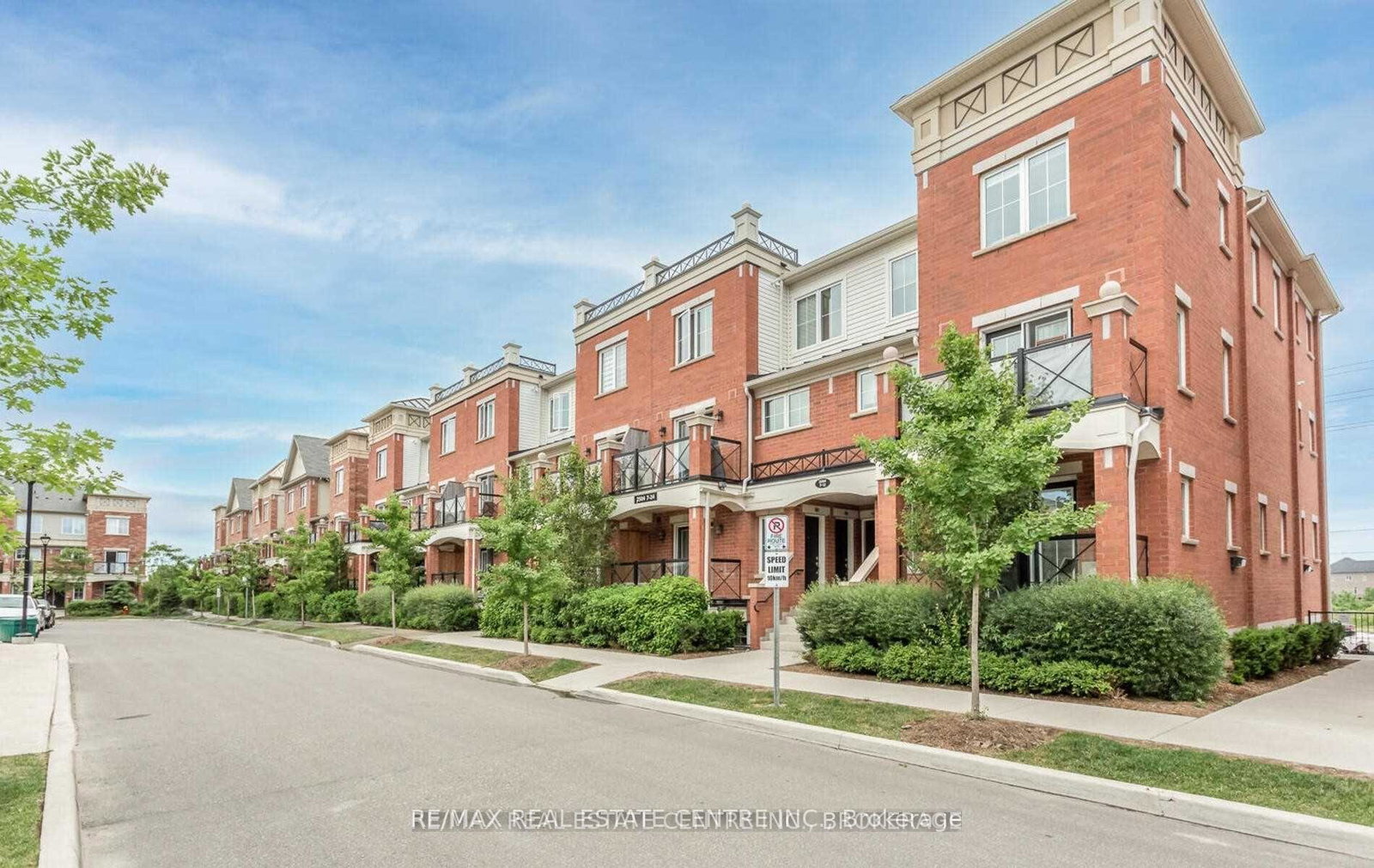 2504-post-road-oakville-ontario-w13442138