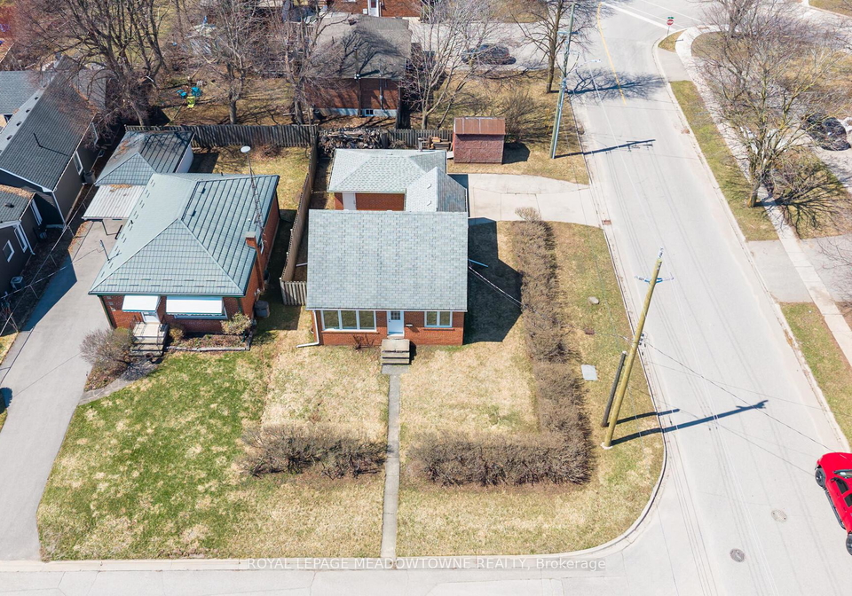 3-bard-lane-halton-hills-ontario-w13442188