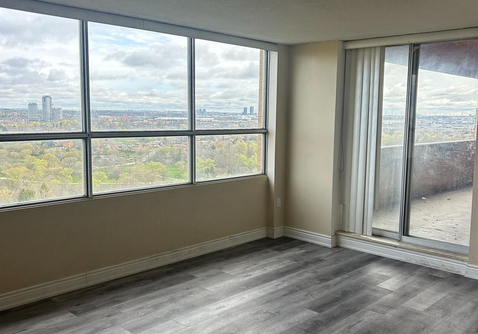 40-panorama-court-etobicoke-ontario-w13442222