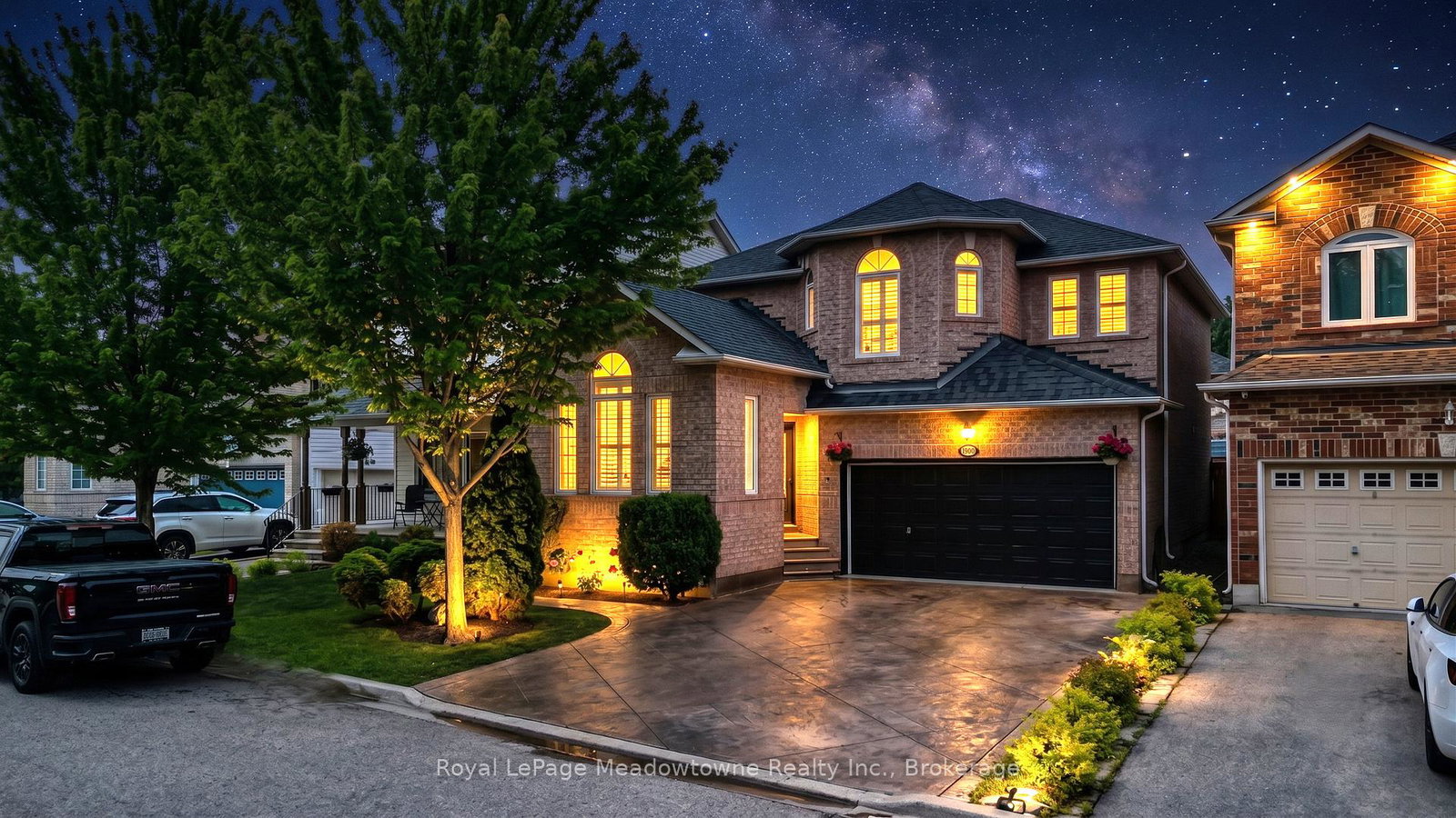 1201-fox-crescent-milton-ontario-w13442240