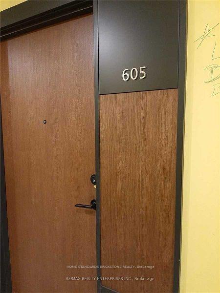 4065-confederation-parkway-mississauga-ontario-w13442326