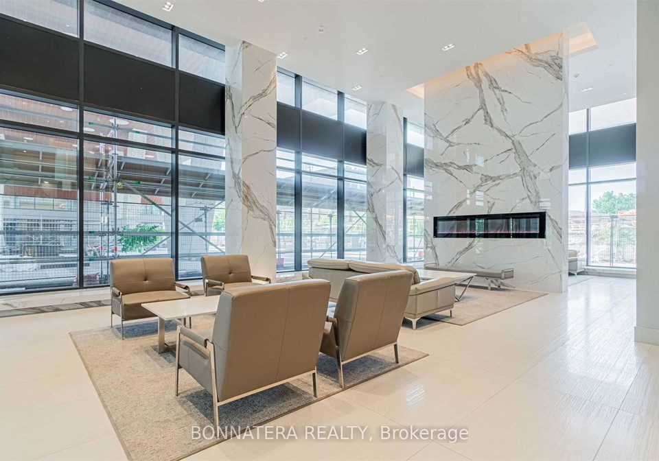 20-shore-breeze-drive-s-etobicoke-ontario-w13442350
