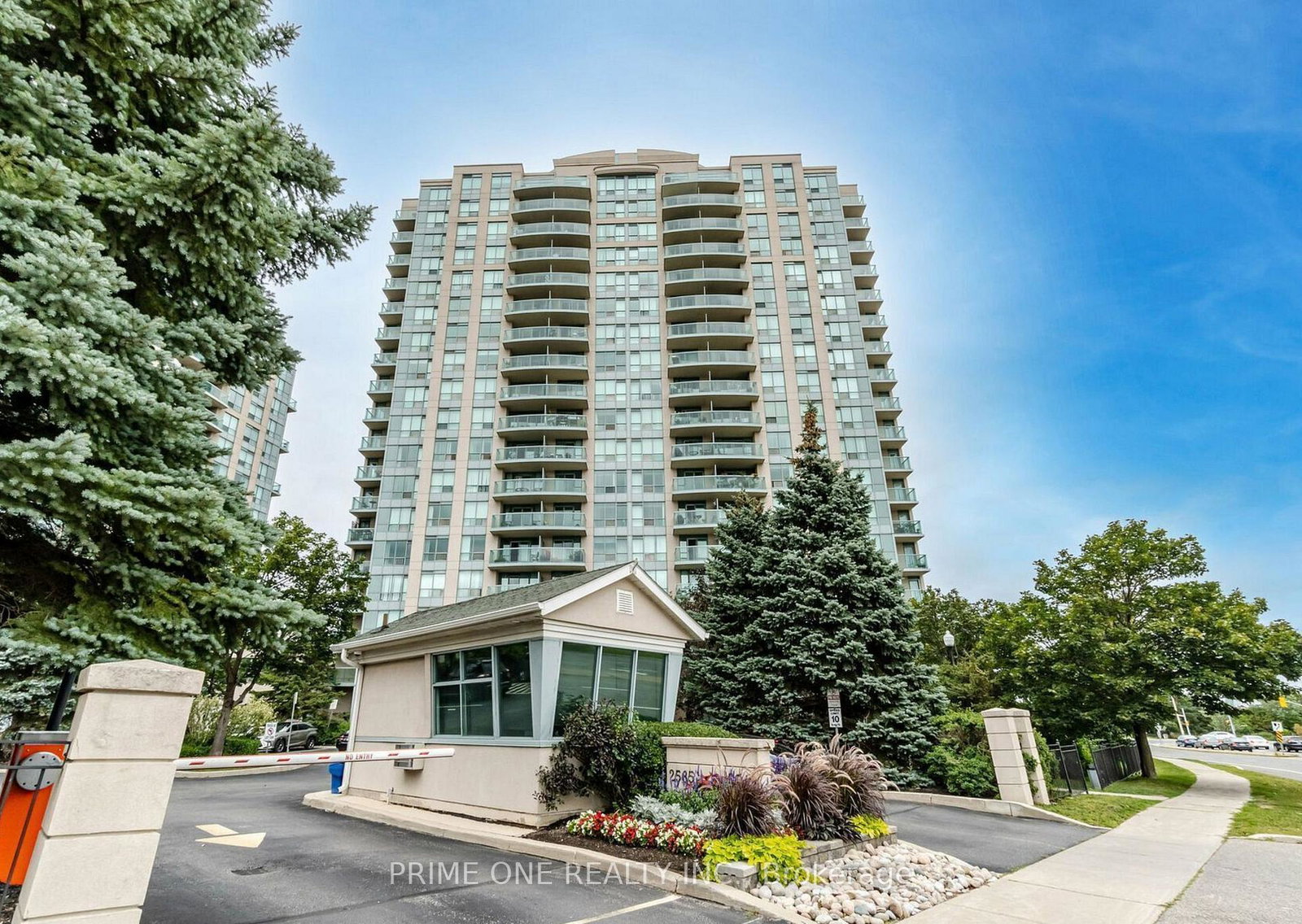 2545-erin-centre-boulevard-mississauga-ontario-w13442376