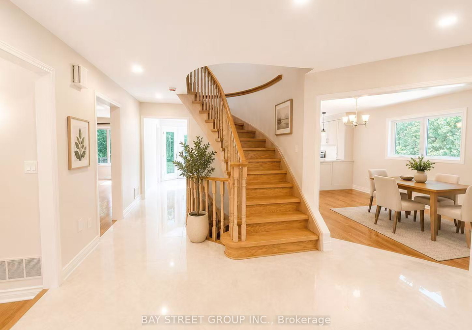 1054-chateau-court-mississauga-ontario-w13442486