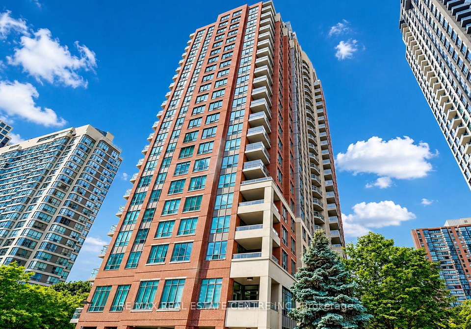 156-enfield-place-mississauga-ontario-w13442550