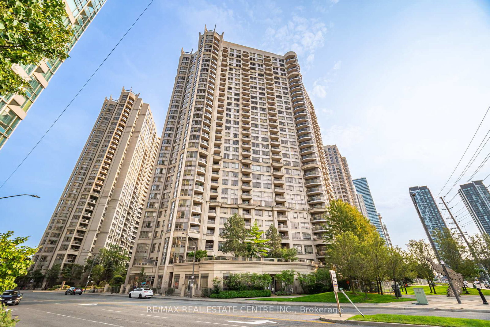 3888-duke-of-york-boulevard-mississauga-ontario-w13442640