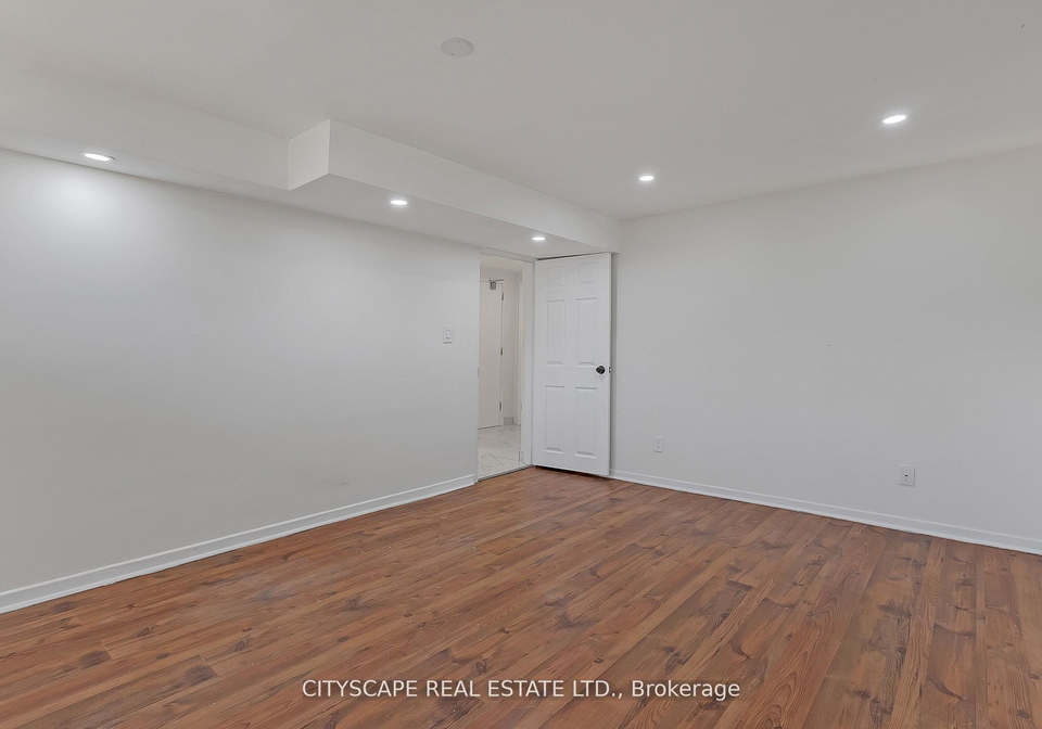 2724-lakeshore-boulevard-etobicoke-ontario-w13442760