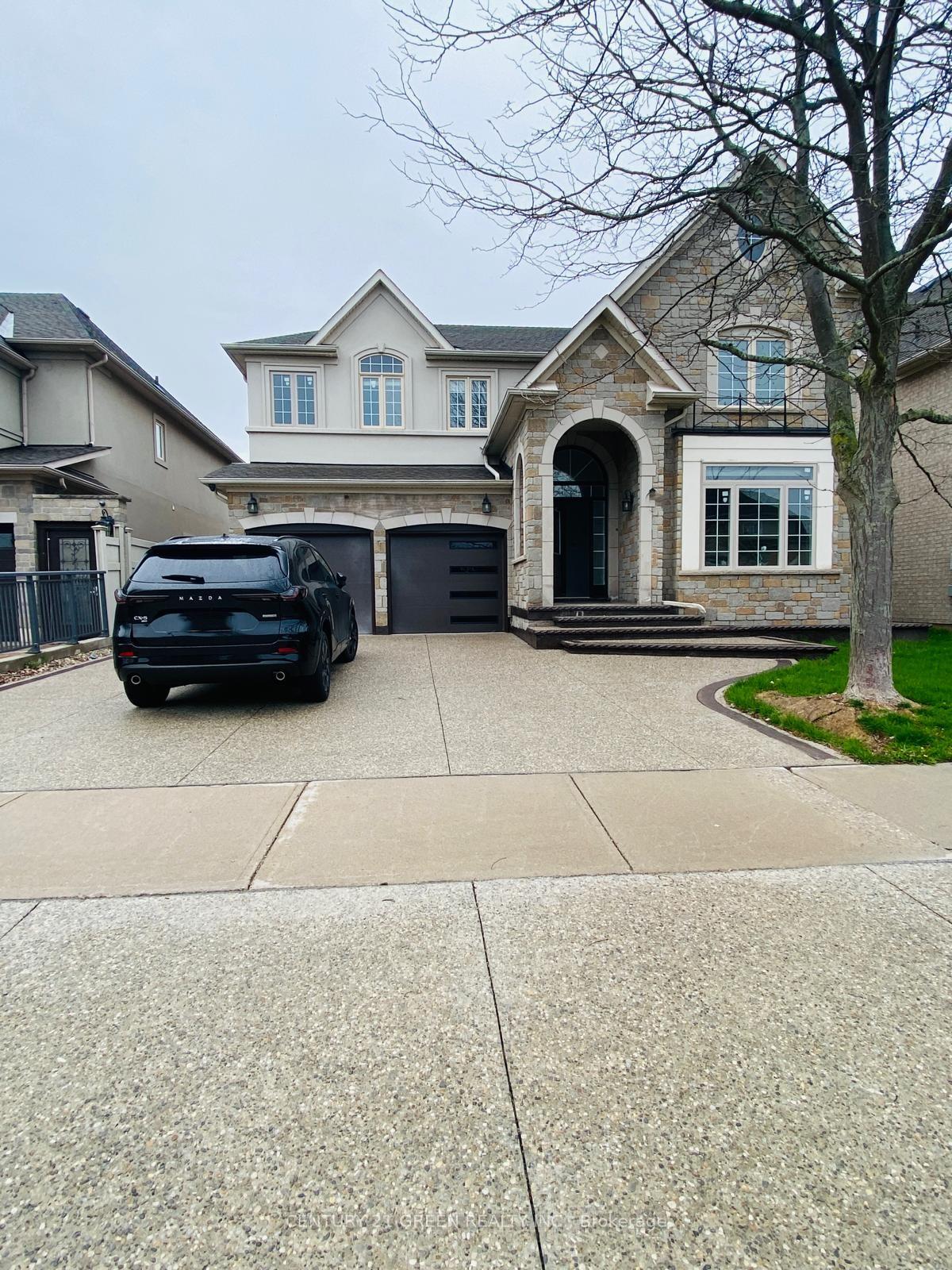 137-spring-azure-crescent-oakville-ontario-w13442776
