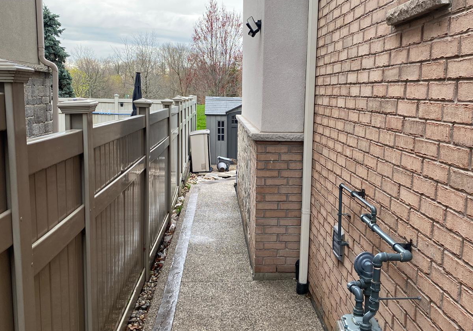 137-spring-azure-crescent-oakville-ontario-w13442776