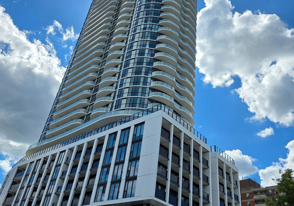 1-fairview-road-mississauga-ontario-w13442860