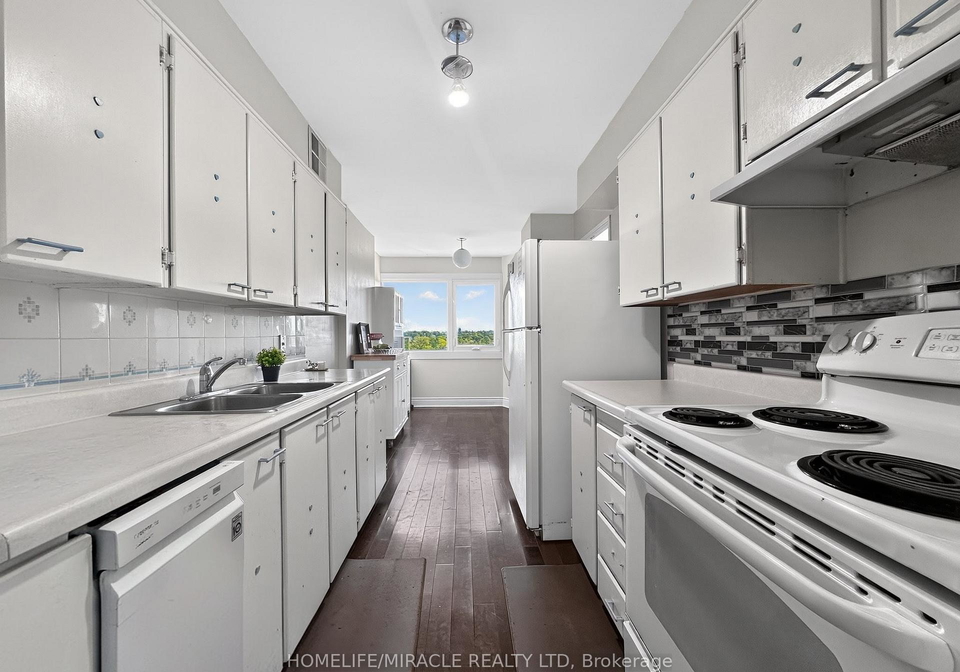 1580-mississauga-valley-boulevard-mississauga-ontario-w13442866