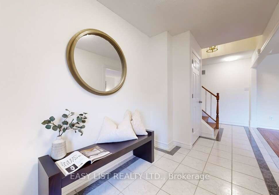855-queen-street-w-mississauga-ontario-w13442956
