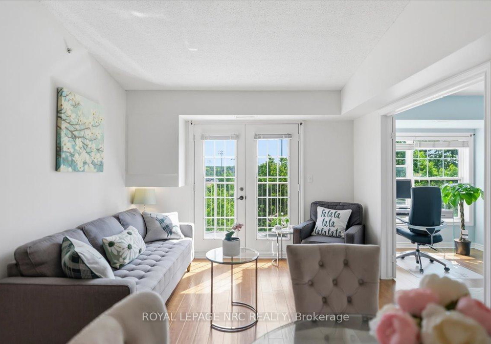 1450-bishops-gate-oakville-ontario-w13442968