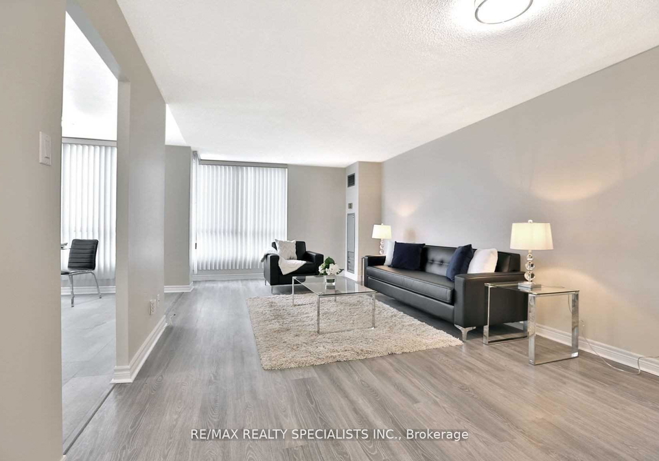 2470-eglinton-avenue-north-york-ontario-w13443092