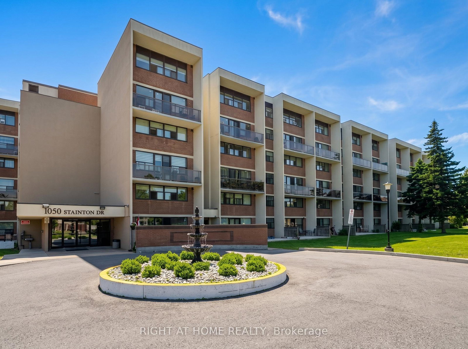 1050-stainton-drive-mississauga-ontario-w13443338