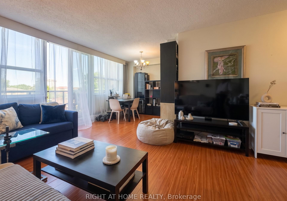 1050-stainton-drive-mississauga-ontario-w13443338