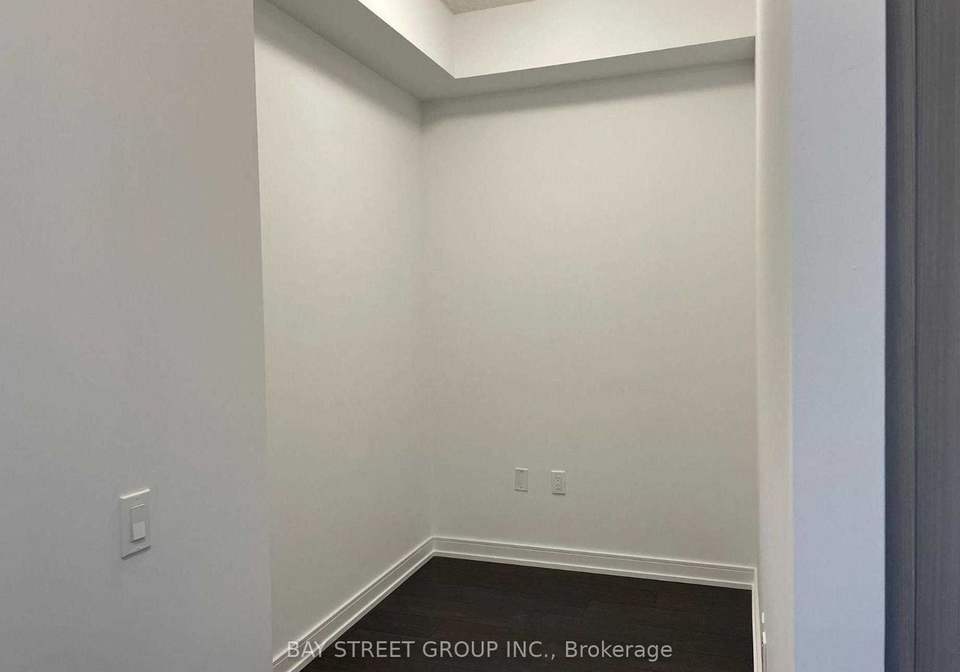 8-nanahi-way-mississauga-ontario-w13443476