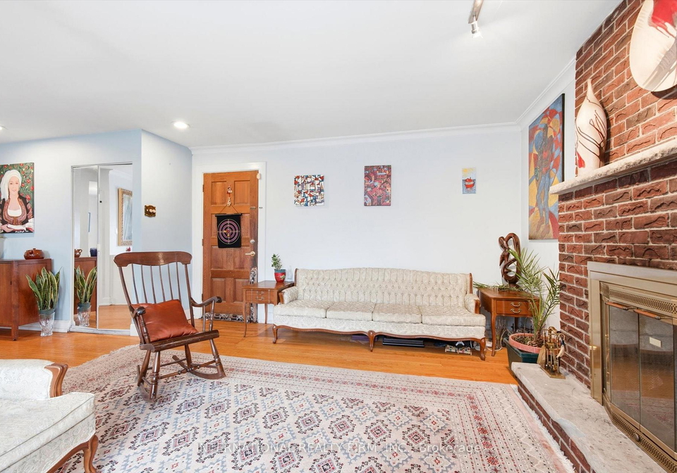 84-hadrian-drive-etobicoke-ontario-w13443852