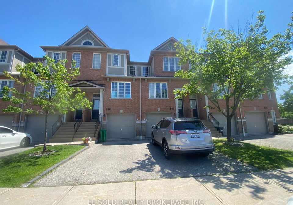 888-scollard-court-mississauga-ontario-w13444030