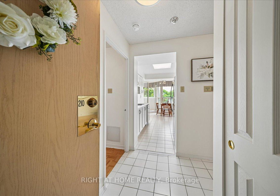 400-webb-drive-mississauga-ontario-w13444460