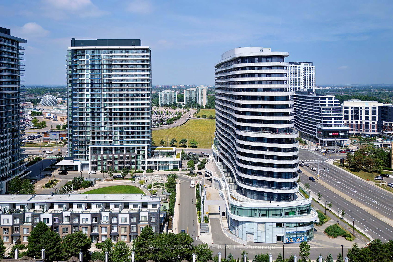 2520-eglinton-avenue-w-mississauga-ontario-w13444518