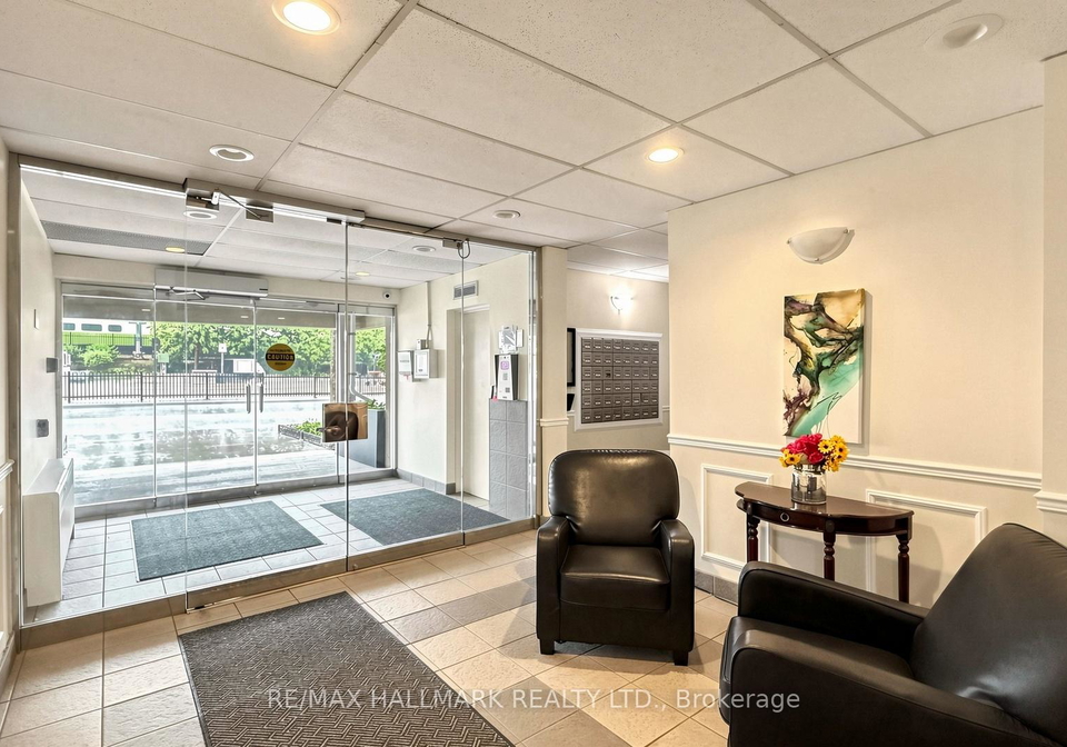 49-queen-street-e-mississauga-ontario-w13444876