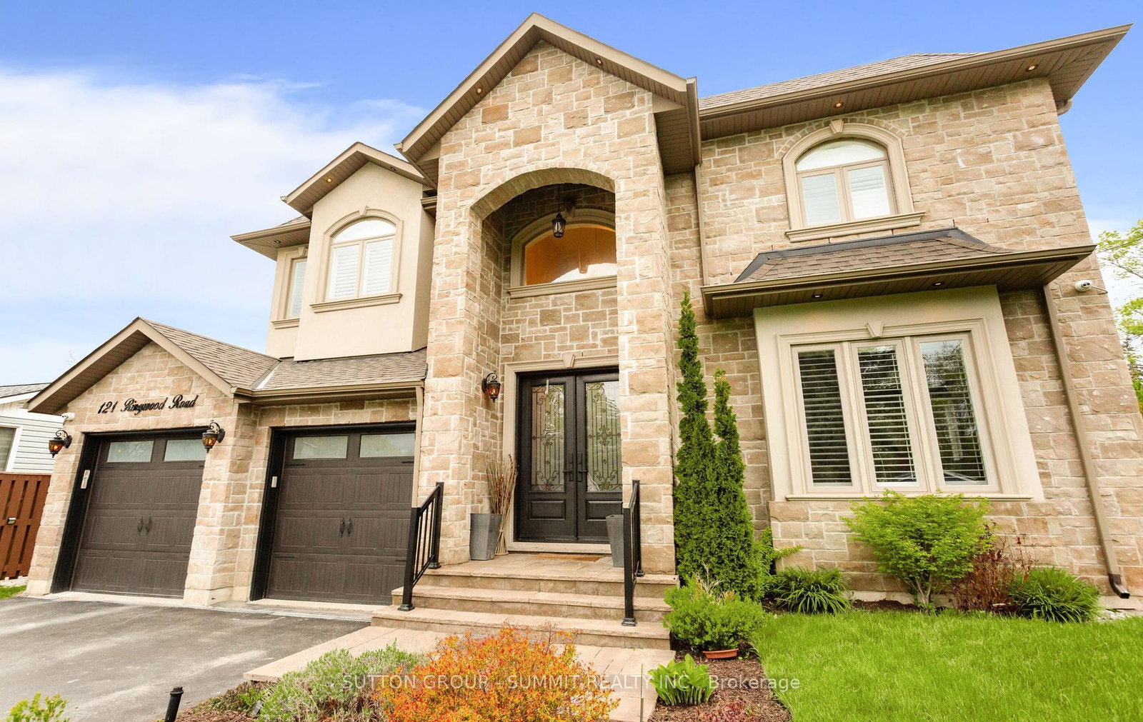 121-ringwood-road-oakville-ontario-w13444882