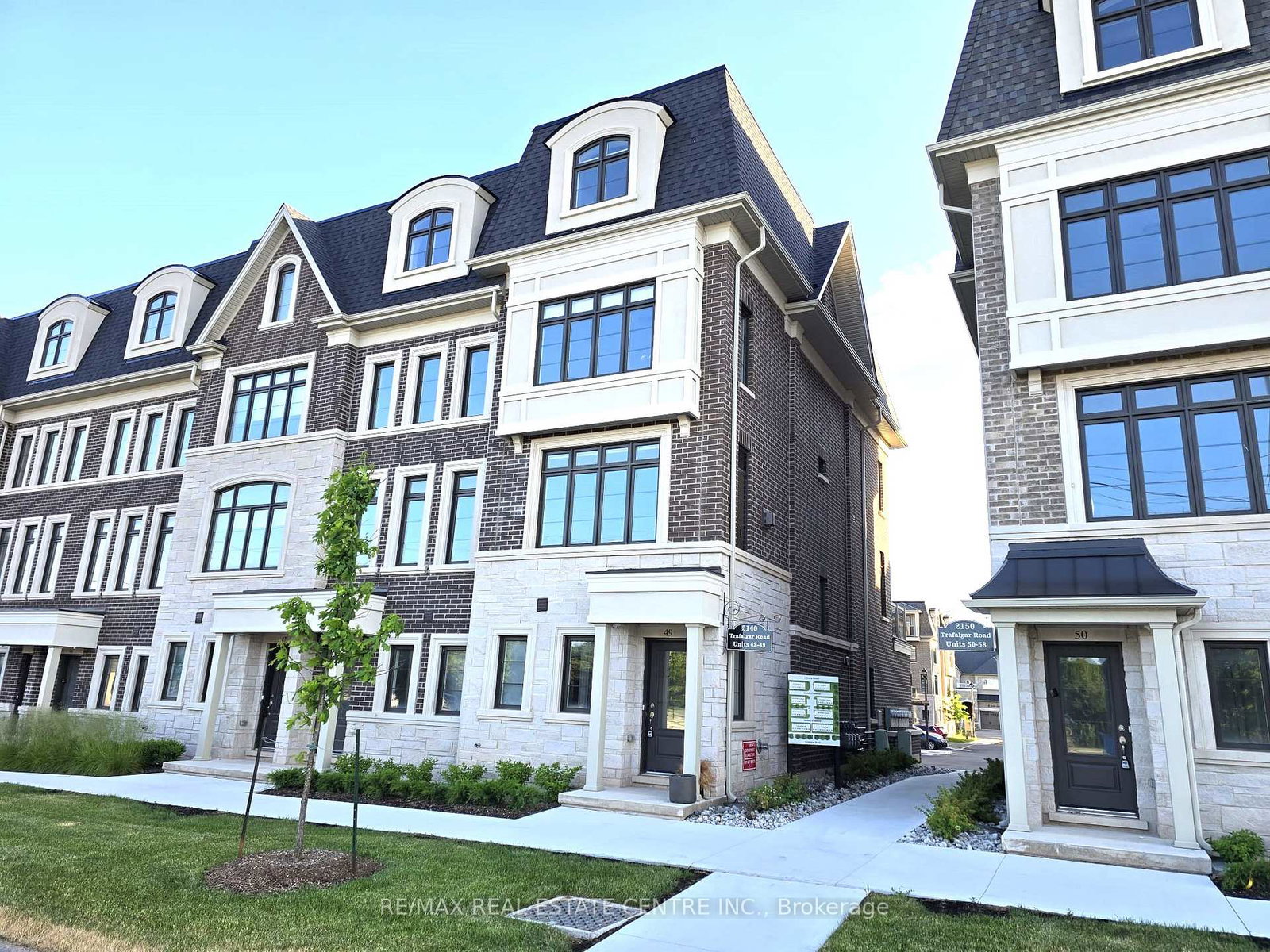 2140-trafalgar-road-oakville-ontario-w13445212