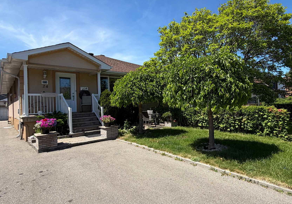 24-clarion-road-etobicoke-ontario-w13445468