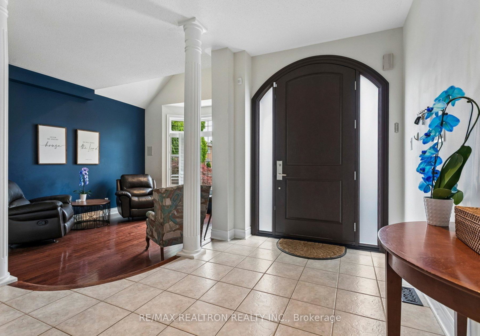 2207-mariposa-road-oakville-ontario-w13445576