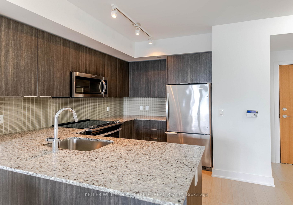 20-shore-breeze-drive-etobicoke-ontario-w13445618