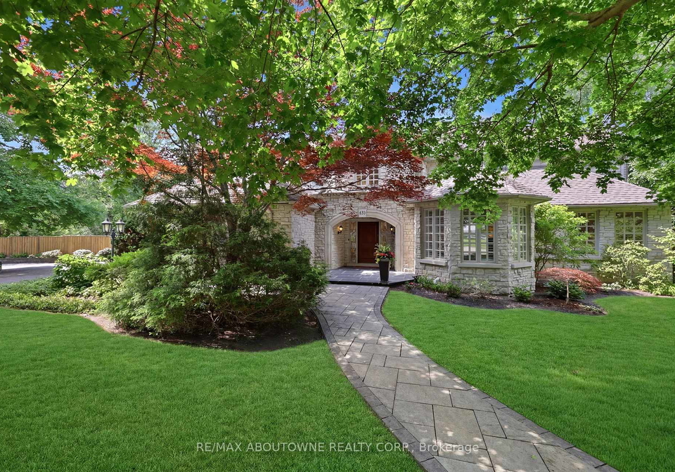 437-cairncroft-road-oakville-ontario-w13445698