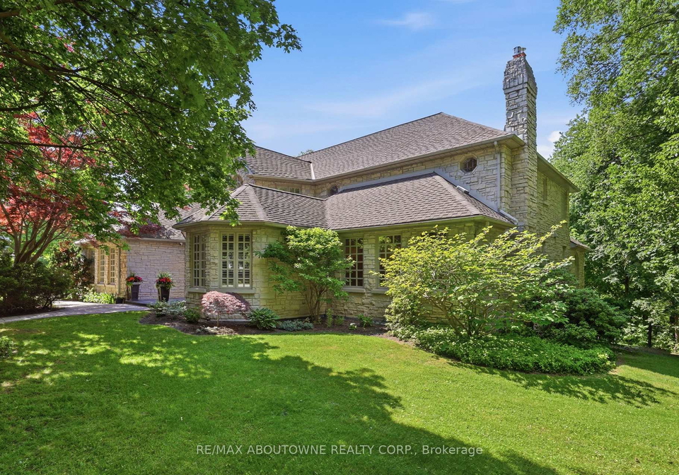 437-cairncroft-road-oakville-ontario-w13445698