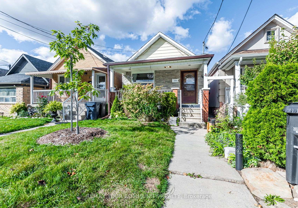 48-cayuga-avenue-toronto-ontario-w13445804