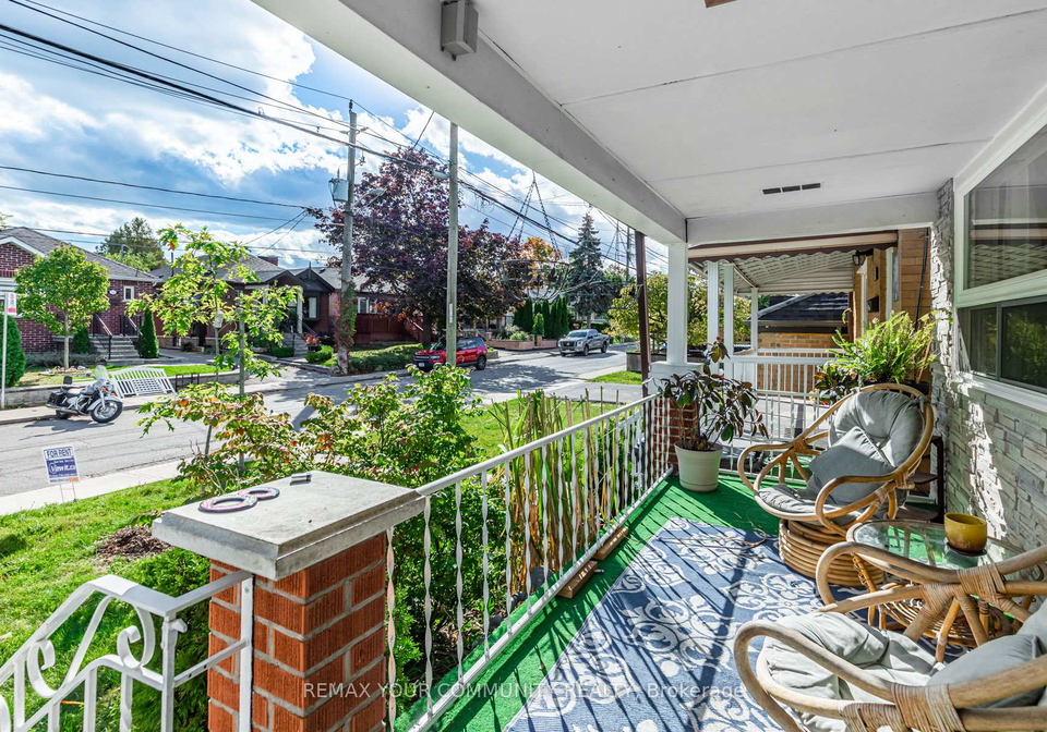 48-cayuga-avenue-toronto-ontario-w13445804